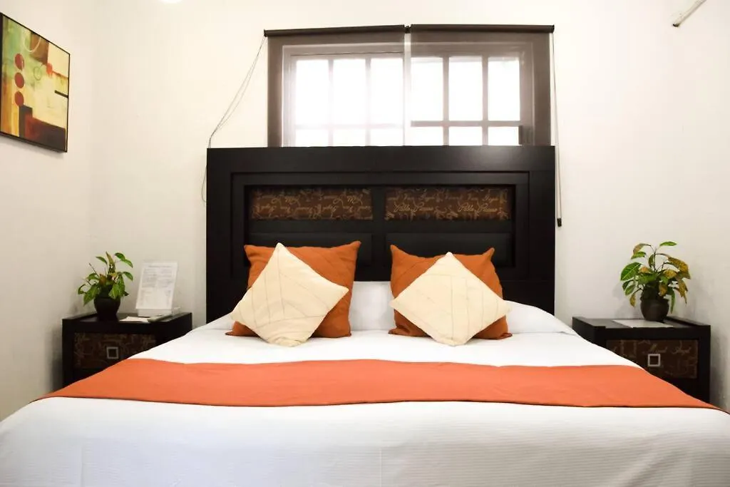 Cozy Villa With Private Pool, Garden & Palapa Cancun